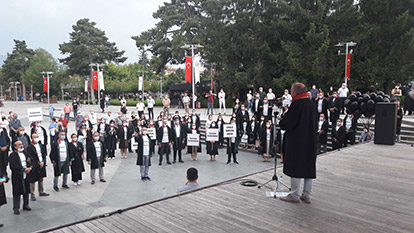 BOLU BAROSU AVUKATLARI SAVUNMA İÇİN ALANDA